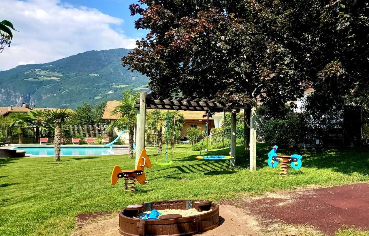 Hotel Garni Grüner Baum  Laives Exterior foto