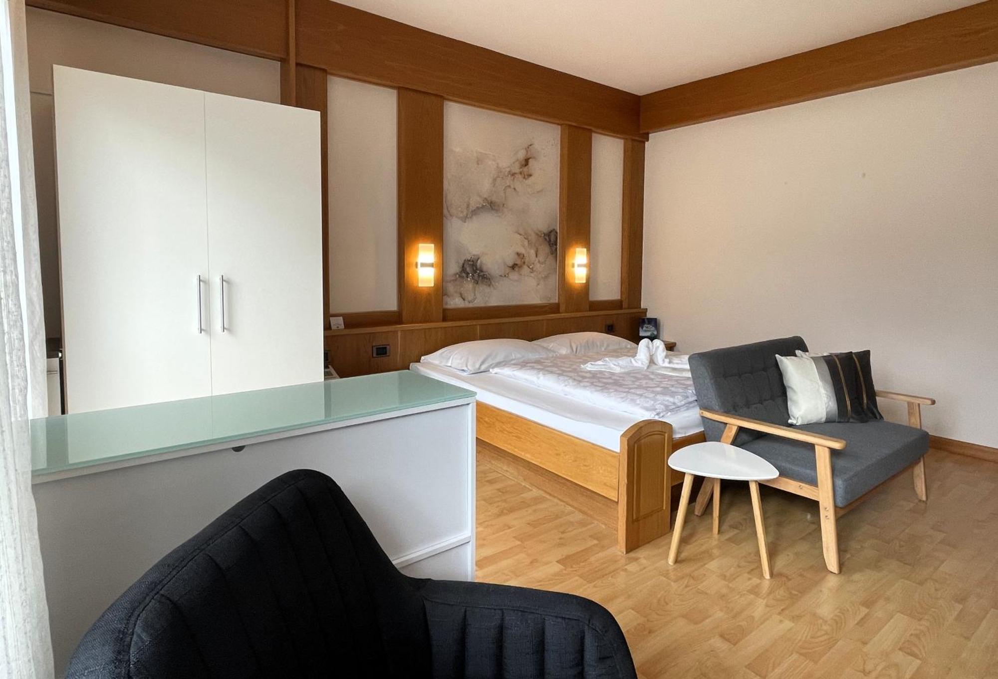 Hotel Garni Grüner Baum  Laives Habitación foto