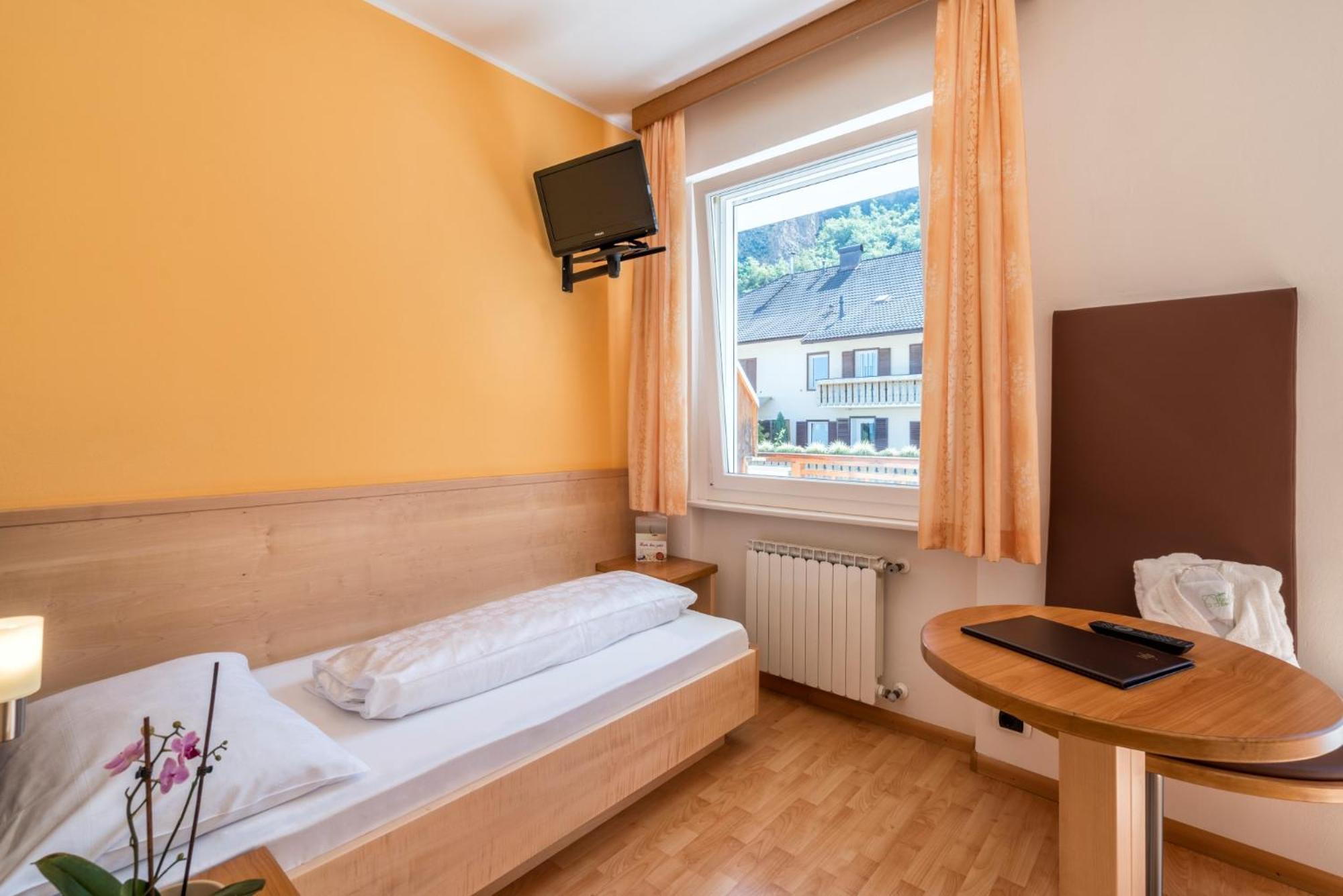Hotel Garni Grüner Baum  Laives Exterior foto
